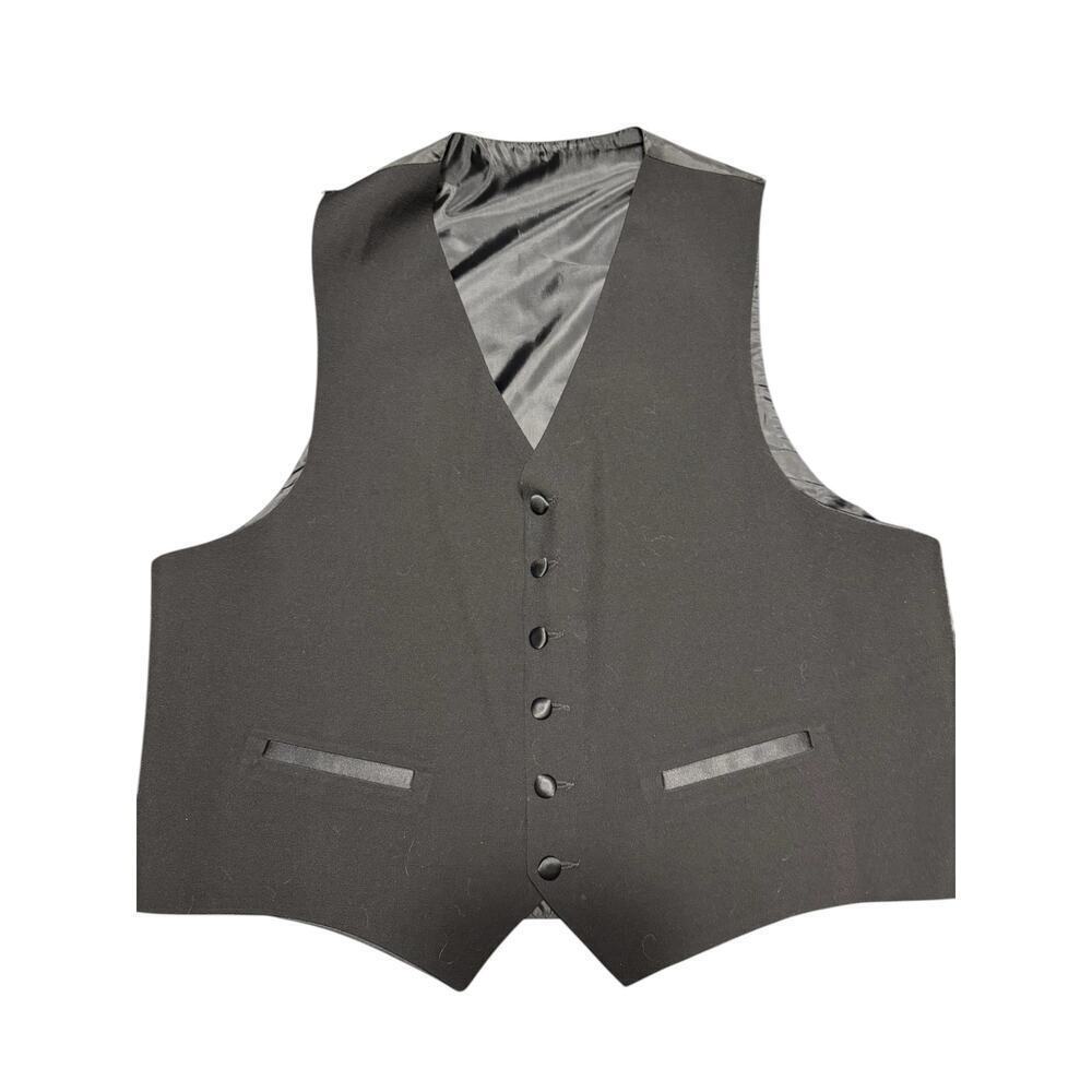 Stafford Tuxedo 4 Piece Jacket, Pants, Vest & Bun   42 Reg Pants  34 X 30